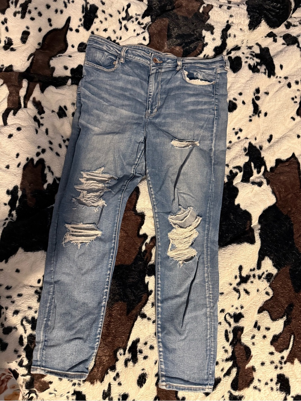 American Eagle Outfitters Light Blue Distressed Jeggings